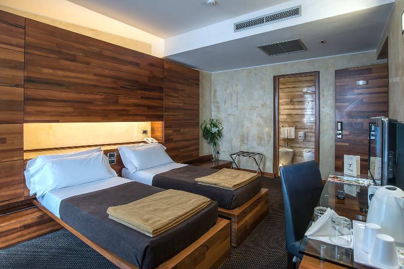 Hotel Tritone Roma Ngoại thất bức ảnh